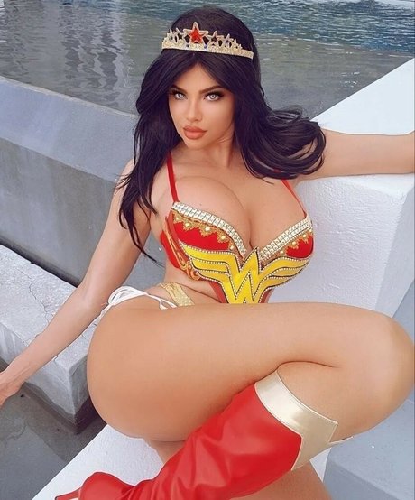 Dana Hamm xxx actress picture