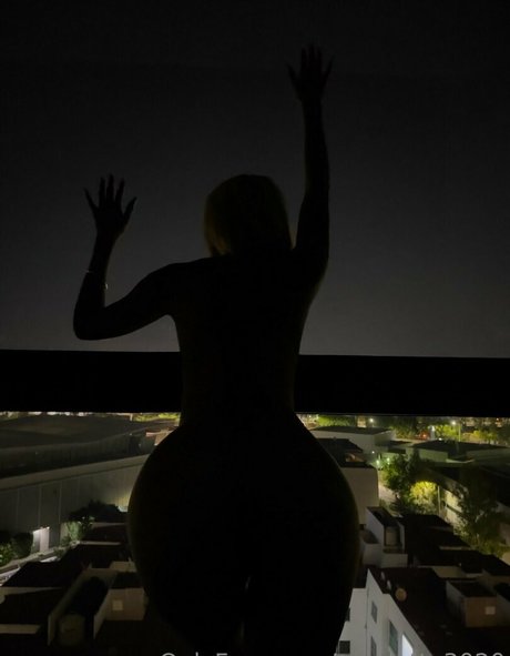 scarlatta3020 erotic actress photos