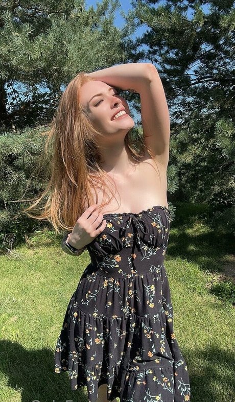 asiankrystal model hot image