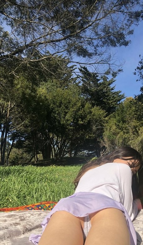 Travlngnrth pretty pornstar picture