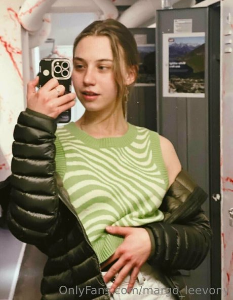 margo leevony nude star images