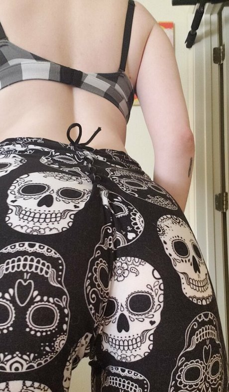 skinny ebony teen onlyfans sexy nude picture