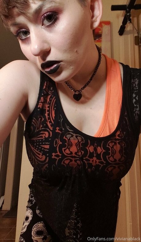 vivianablack art star pics