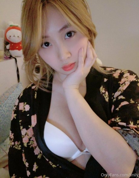 Lindychii adult actress picture