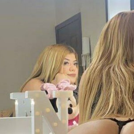 nickyescobar98 perfect actress pictures