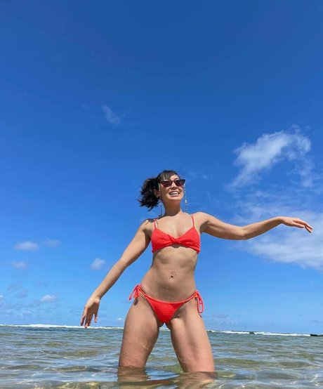 Ana Hikari Profile pic