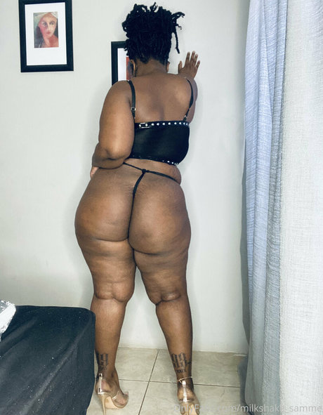 Milkshake Samme model nudes image