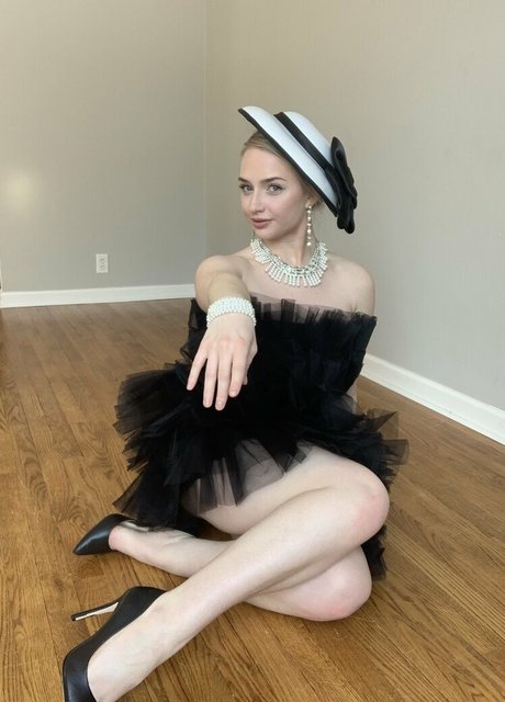 big tits strip onlyfans free sexy photos