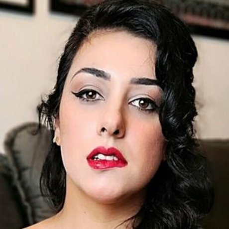 NataliConti pretty model pic