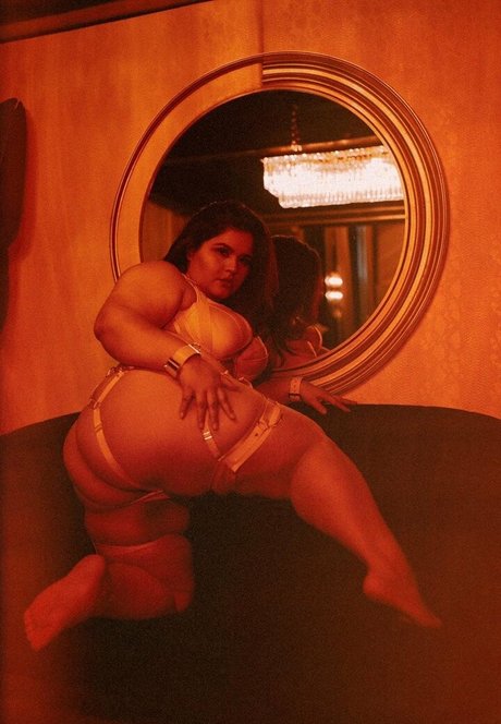 karlaxxxlane beautiful model img