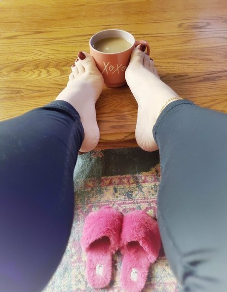 lilmissnaaya star top pic