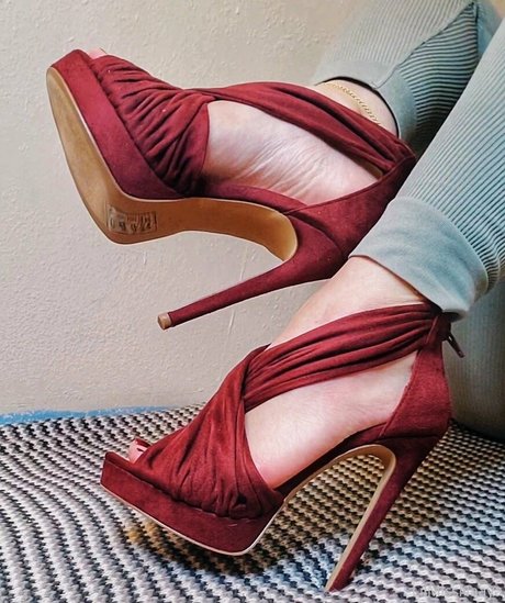 lilmissnaaya star adult photos