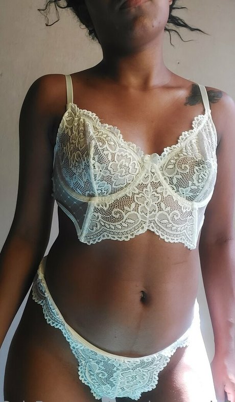 penelopemariaflores model hd photos