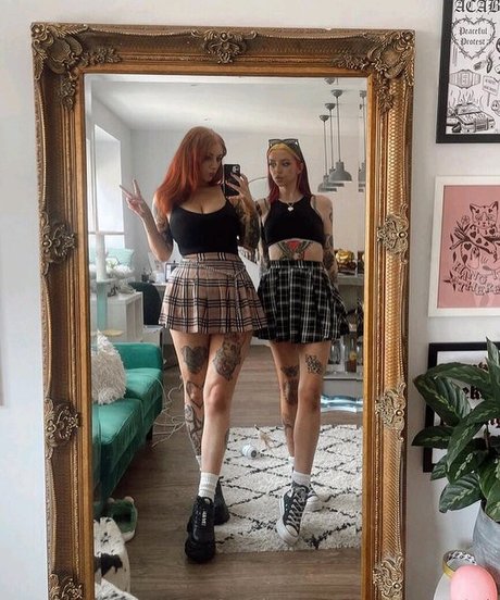 Hollie Rutter star art pictures