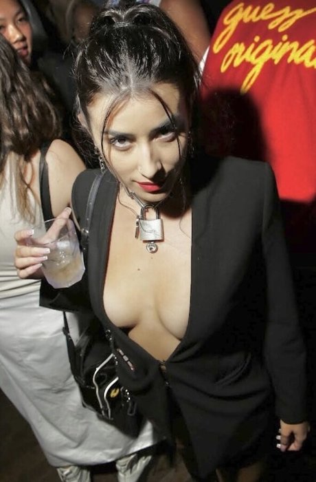 dela roo sex star image