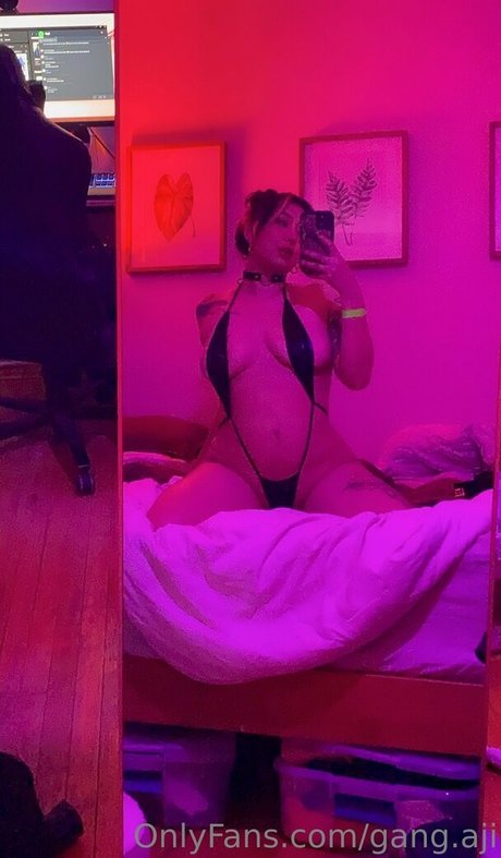 gang aji nude actress picture