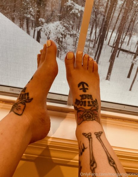 Morganjoycexo naked pornstar picture