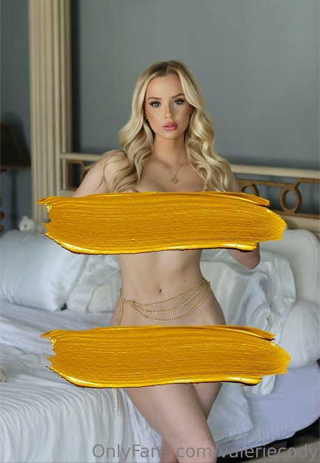 valeriecody nude model photos