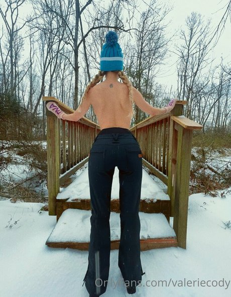 valeriecody naked pornstar photos