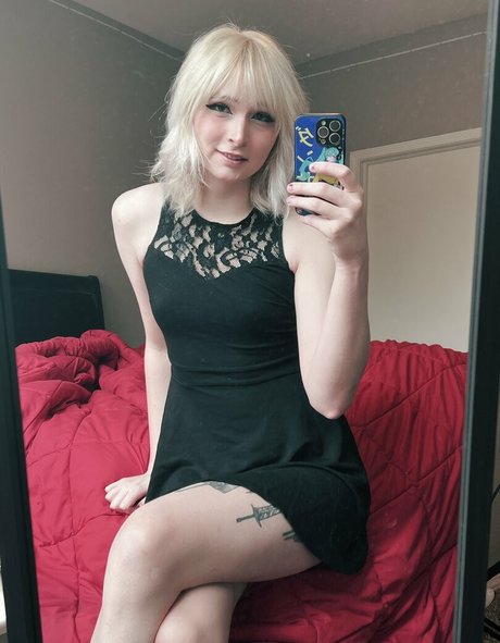 RoseWaltzEX erotic star archive