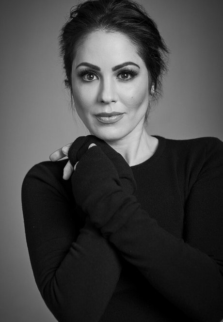 Michelle Borth sexy pornstar img