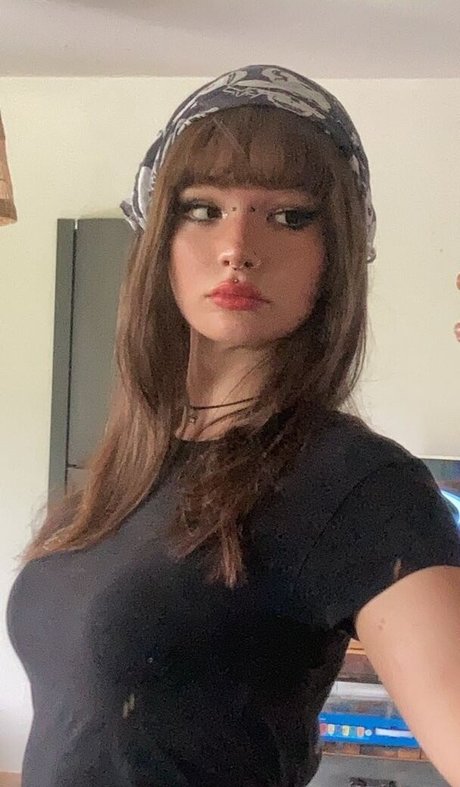 The slutty grunge pornstar pictures