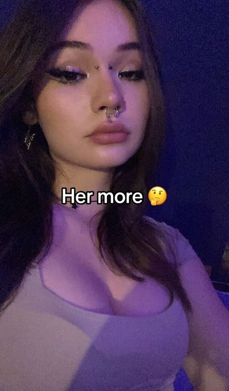 The slutty grunge art actress photo