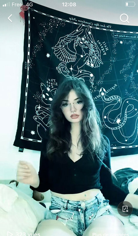 The slutty grunge nudes pornstar gallery