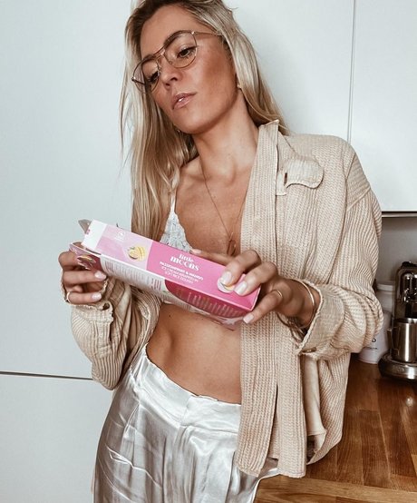 Danni Menzies pornstar nice image