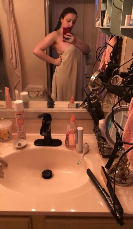 Weirdgirl2364 star beautiful archive