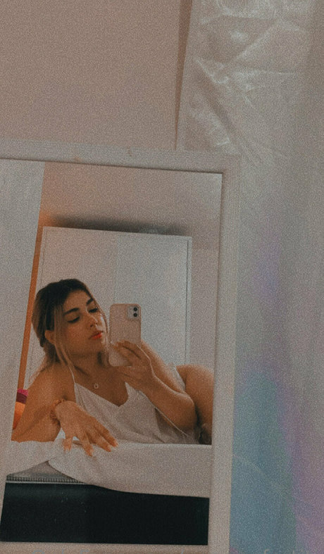 veganefertiti star perfect images