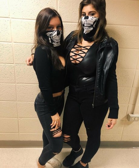 Caroline Casbon pornstar pic