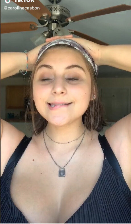 Caroline Casbon nudes model image