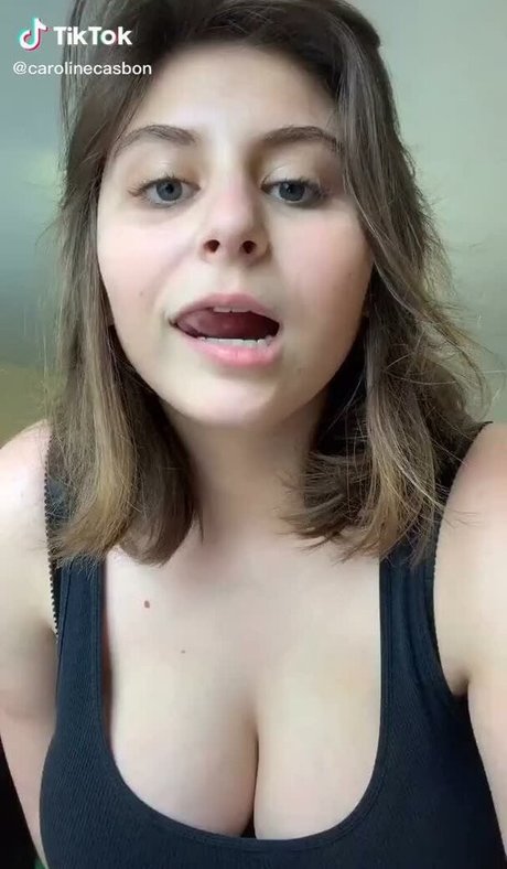 Caroline Casbon perfect star pic