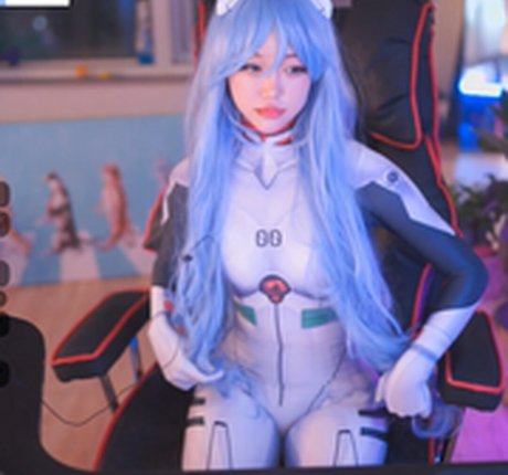 thai ladyboy onlyfans top pic