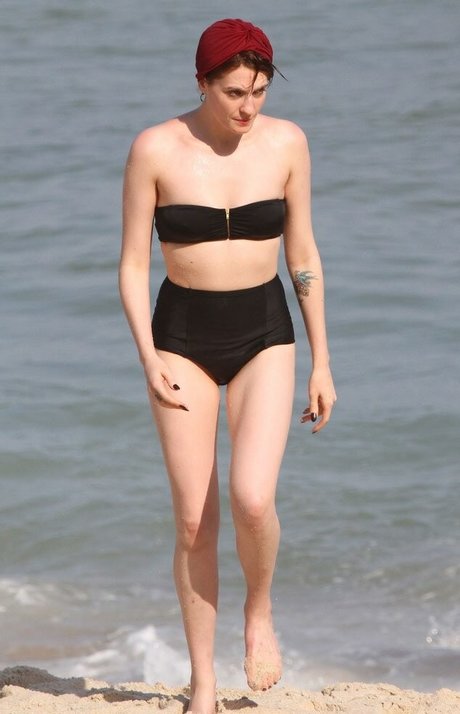 Florence Welch adult actress img