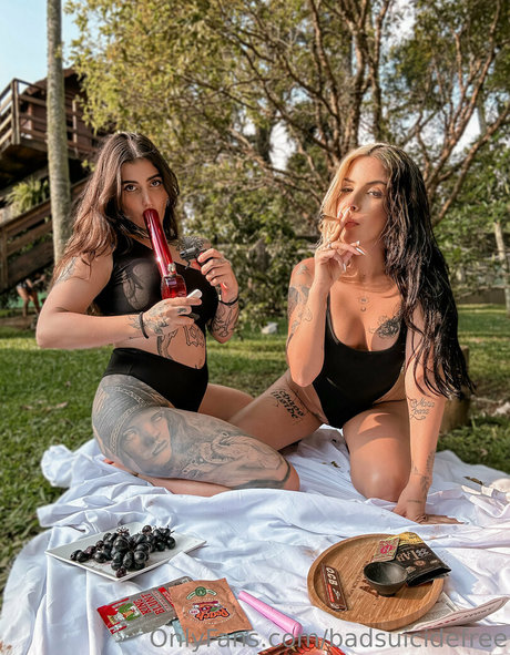 badsuicidefree nice model pictures