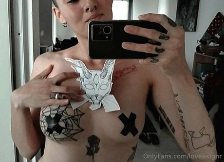 loveaxlgnr pornstar naked images