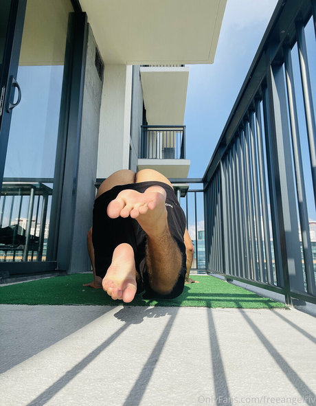 freeangelriv model adult pictures