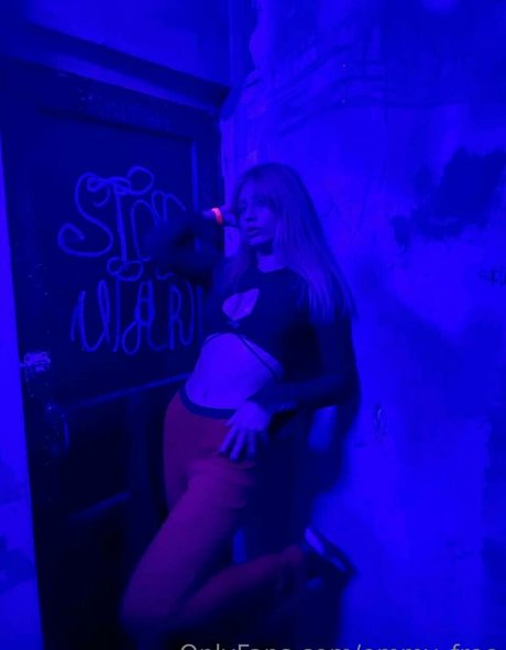 emmy almyy beautiful actress img