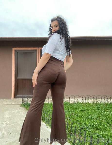 mydaisydolly model nudes gallery