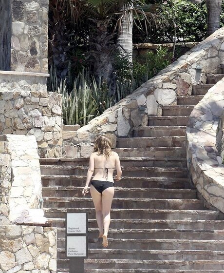 Alicia Silverstone sex pornstar image