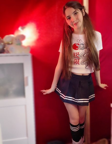 ThePianoDragon_ pornographic model img