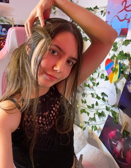 ThePianoDragon_ perfect actress images