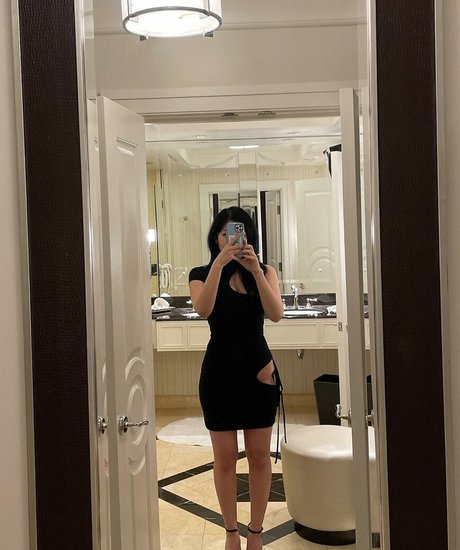 Kang Hee Yoon sex star photo