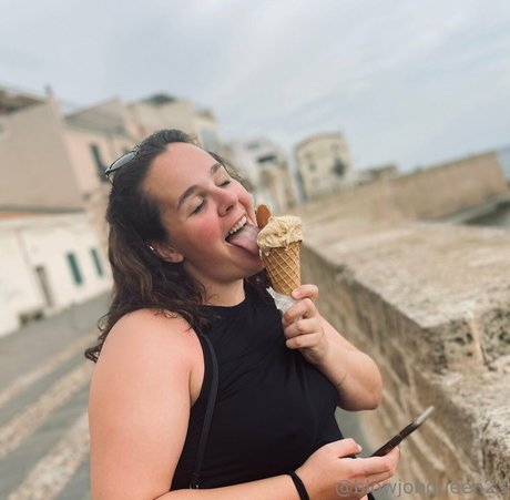 bjqueen23 Profile pic