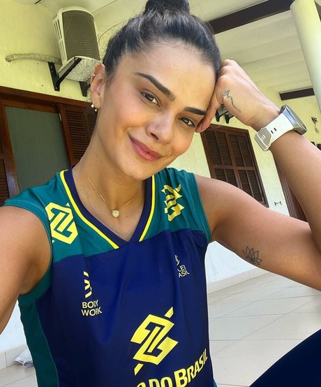 Lara Nobre pornstar xxx photo