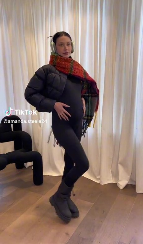 Amanda Steele star pornographic gallery