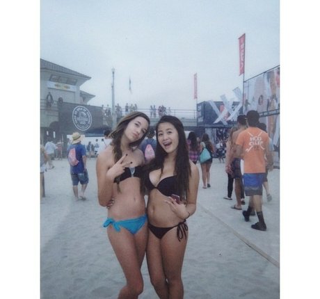 Amanda Steele model hot pic