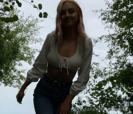 beautiful japanese onlyfans naked pictures